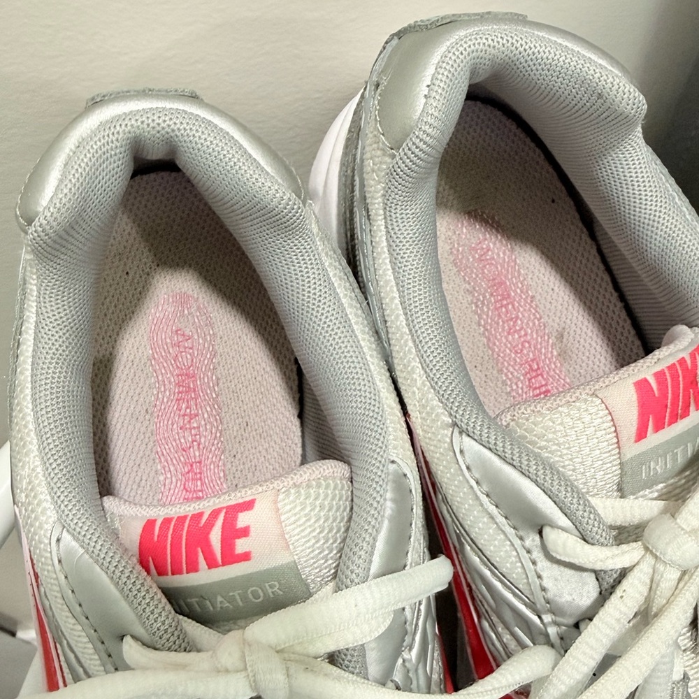 Nike Initiator Running Sneakers Women’s Shoe 8 - Picture 6 of 10